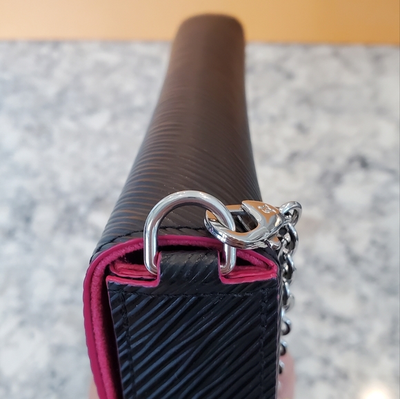 Felicie Epi Black Crossbody with inserts - Picture 8 of 11